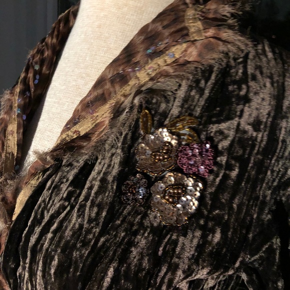 FABULOUS Alberto Makali Velvet Women's Shirt - Picture 6 of 8